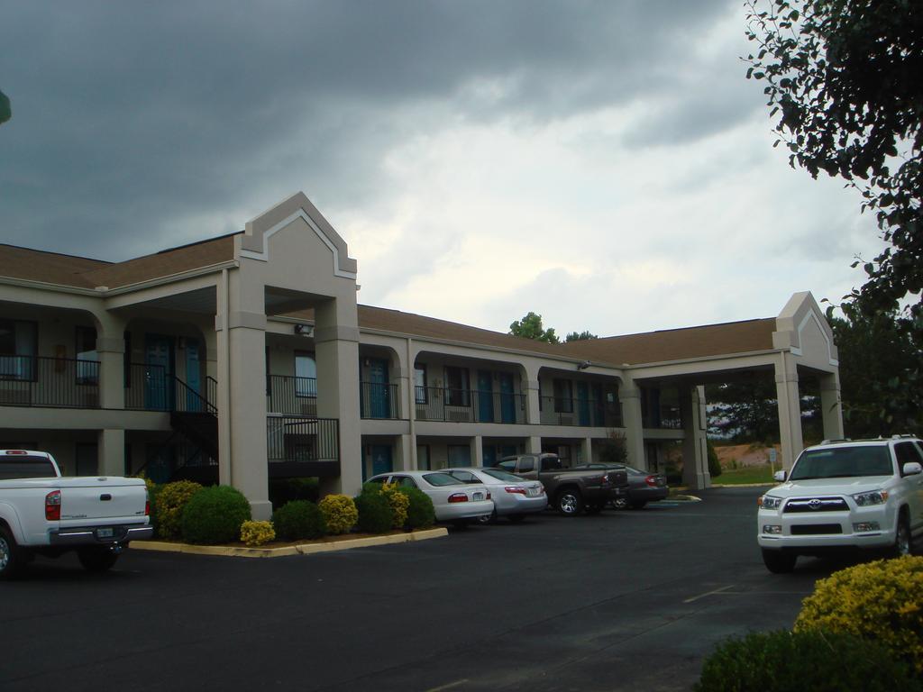 Key West Inn - Roanoke Exterior foto